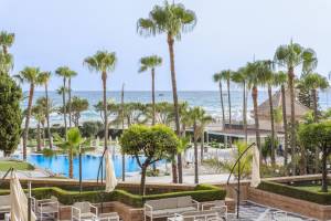 Fly & Go Iberostar Waves Malaga Playa