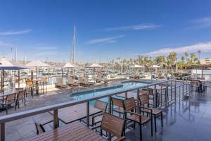 Bay Club Hotel&Marina