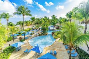 Courtyard by Marriott Isla Verde Beach Resort