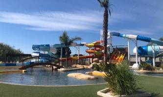 Camping Paradis Nai a Village