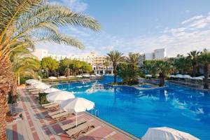 Crystal Tat Beach Golf