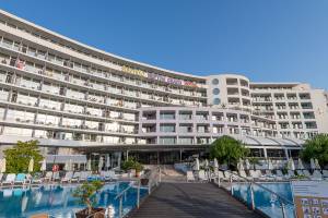 Sentido Neptun Beach