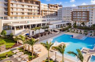 Embassy Suites by Hilton Aruba