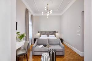 Mira Me Athens Boutique Hotel